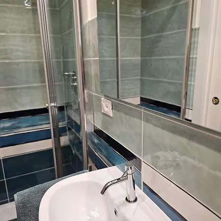 Greg Πανσιόν 4*